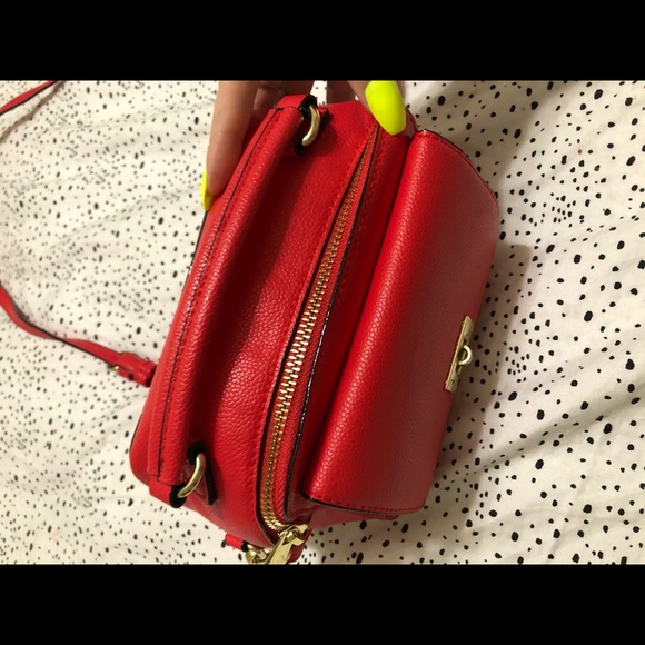 Red Purse - Picture 2 of 5